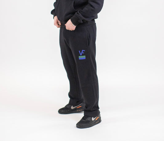 VF Éleve wide sweatpants black pic 1