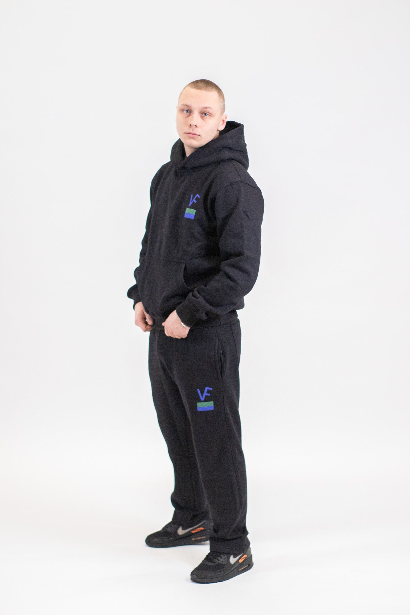 VF ÉLEVÉ TRACKSUIT BLACK pic 1